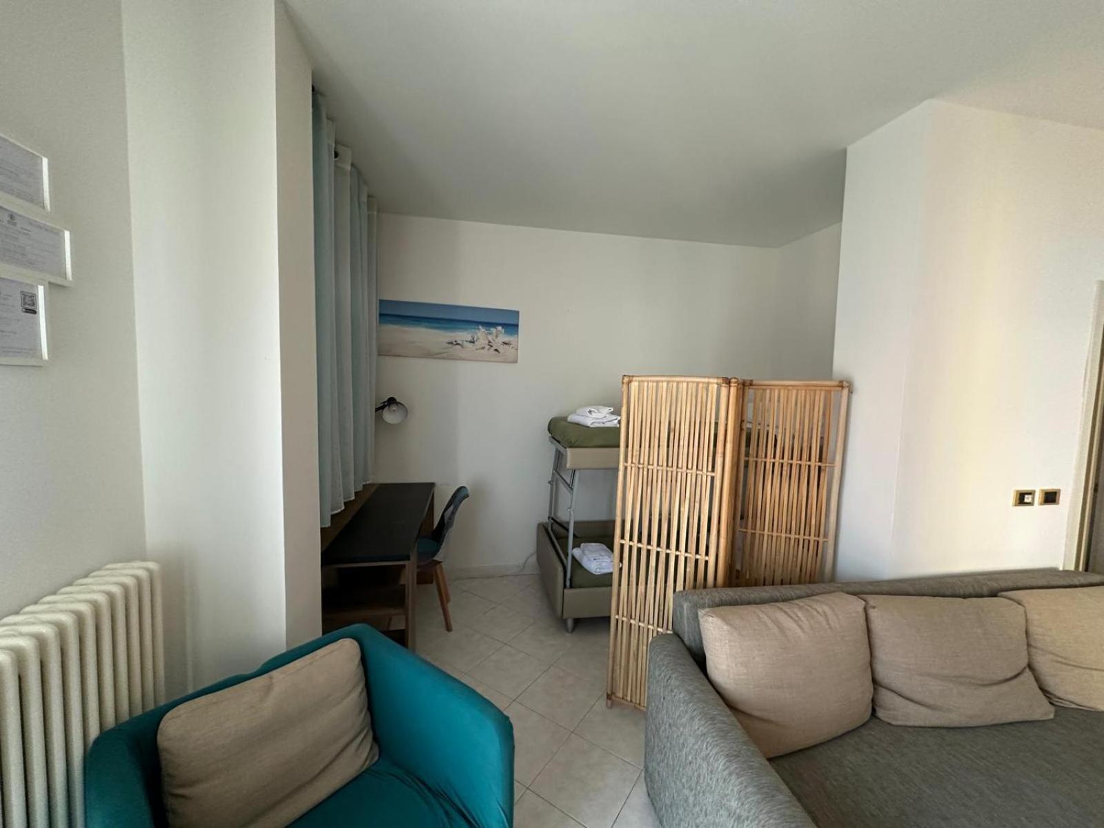 Beach House Holiday Apartments Rimini Exteriér fotografie