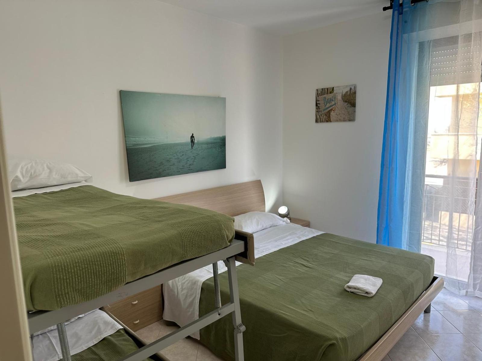 Beach House Holiday Apartments Rimini Exteriér fotografie